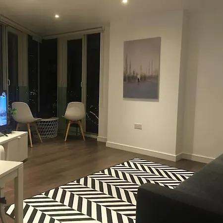 Grand Serviced Apartment***** Кройдон Экстерьер фото